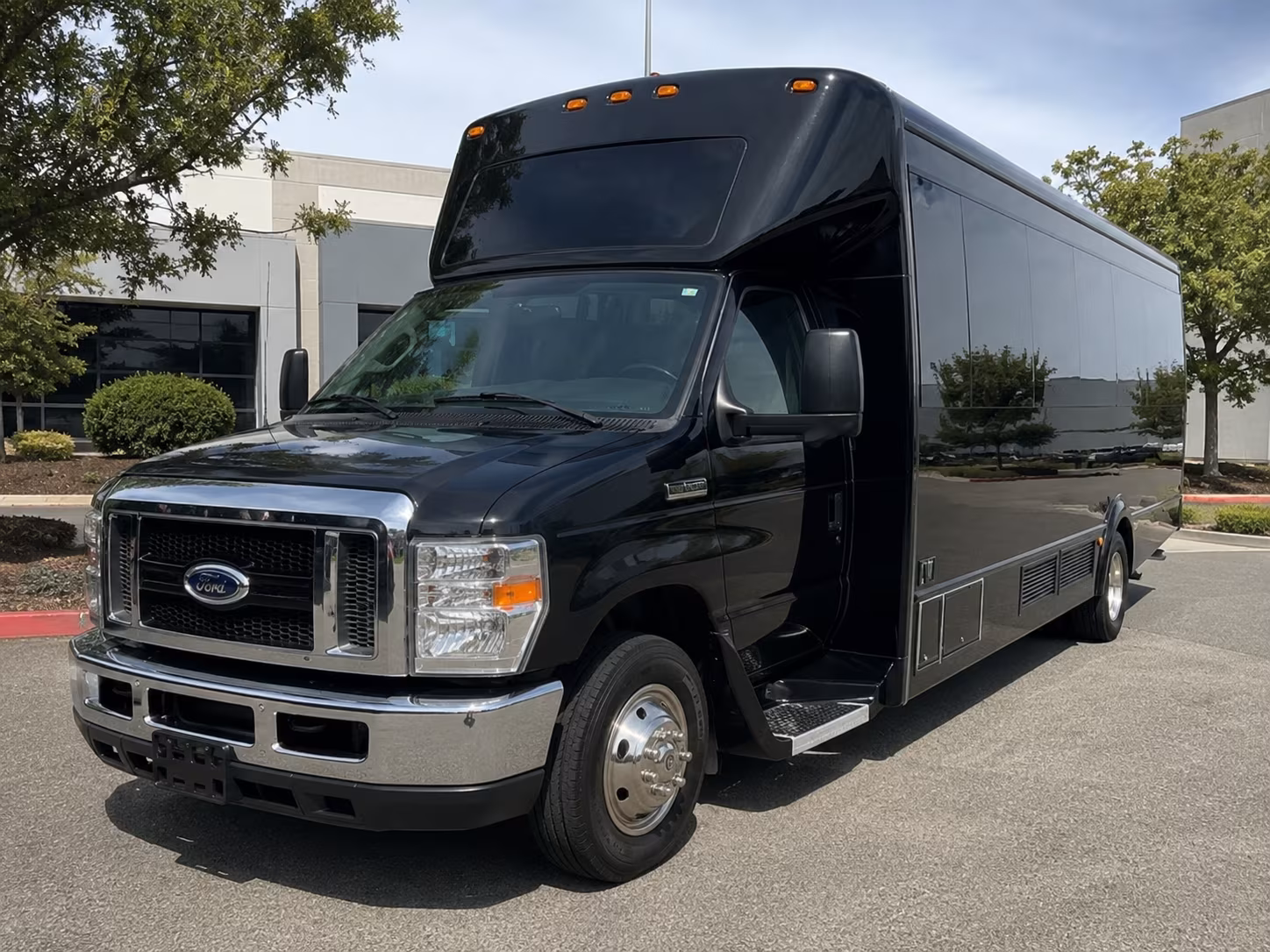 bachelor and bachelorette party buses in citrus heights