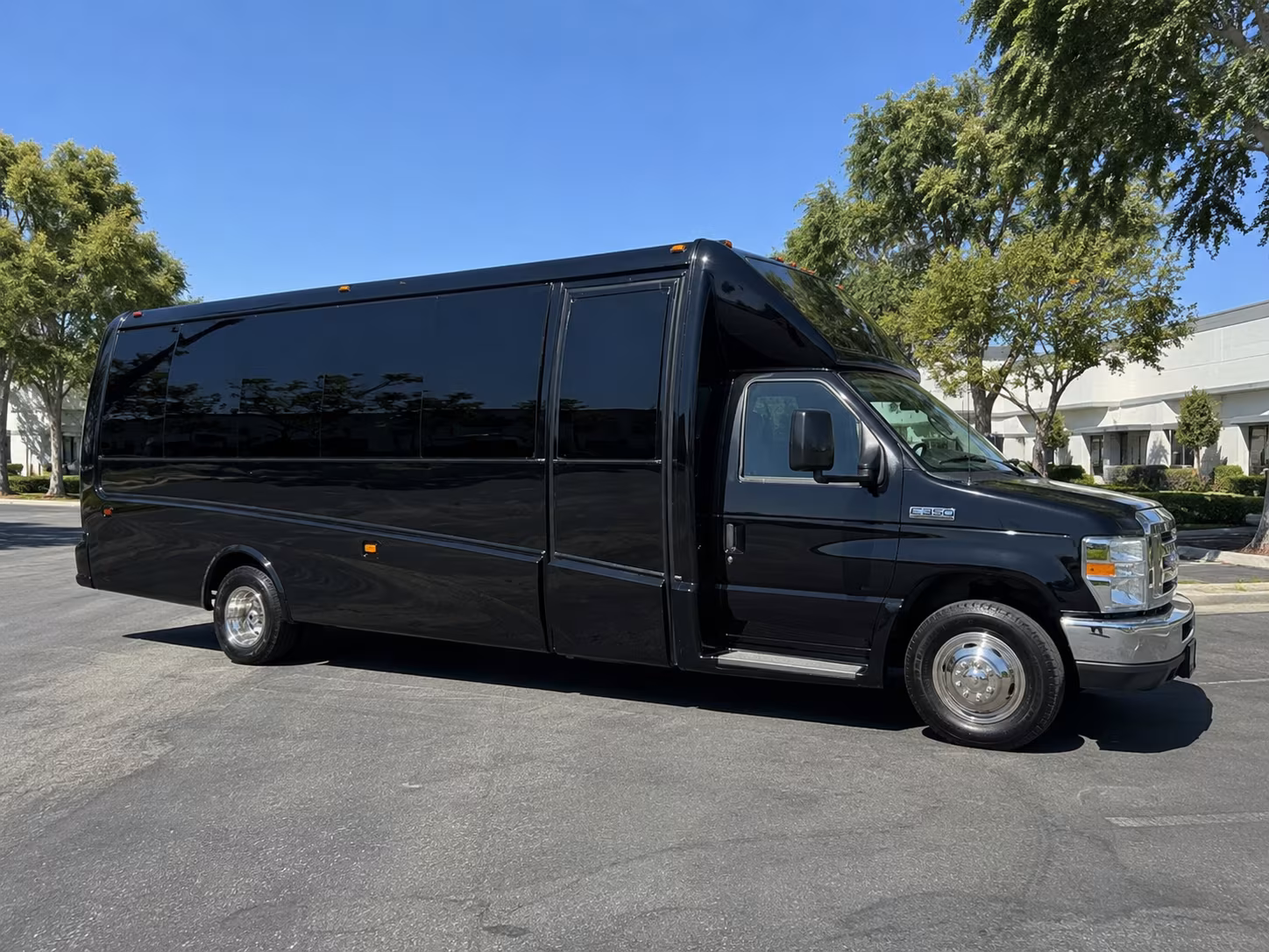 citrus heights corporate retreat shuttle bus rentals
